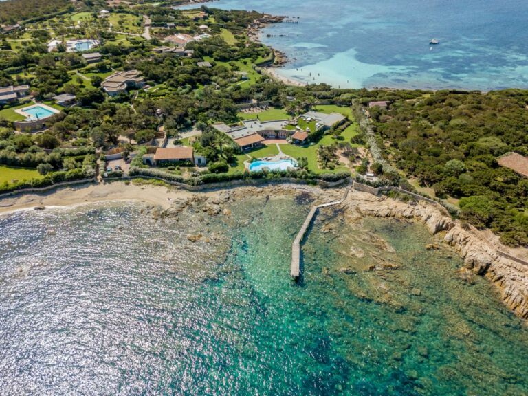 Waterfront Villa Jetty