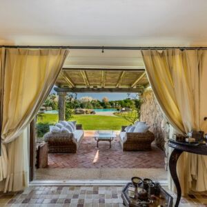 Waterfront Villa Jetty - 24 / 37